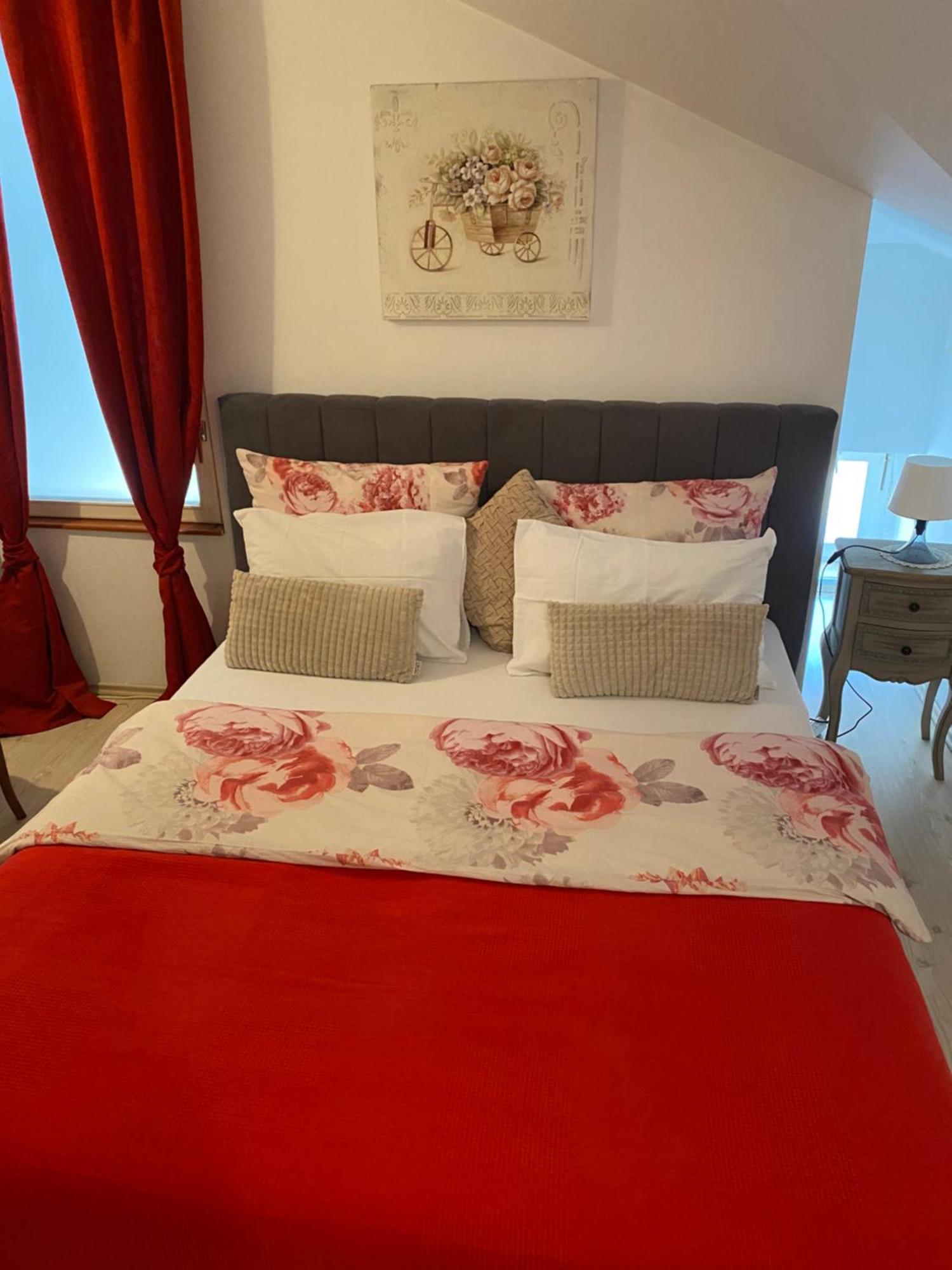 Mickey Mouse & Studio Mini Zagreb Dış mekan fotoğraf